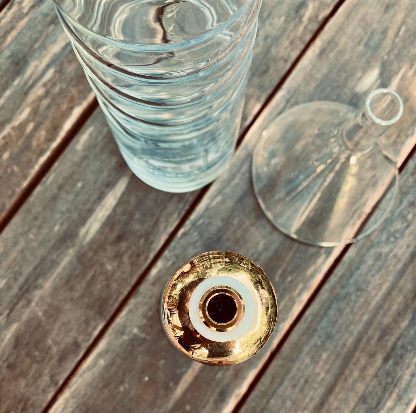 UMH Pure Gold Reise-Set mit robuster Flasche und Trichter zum Energetisieren