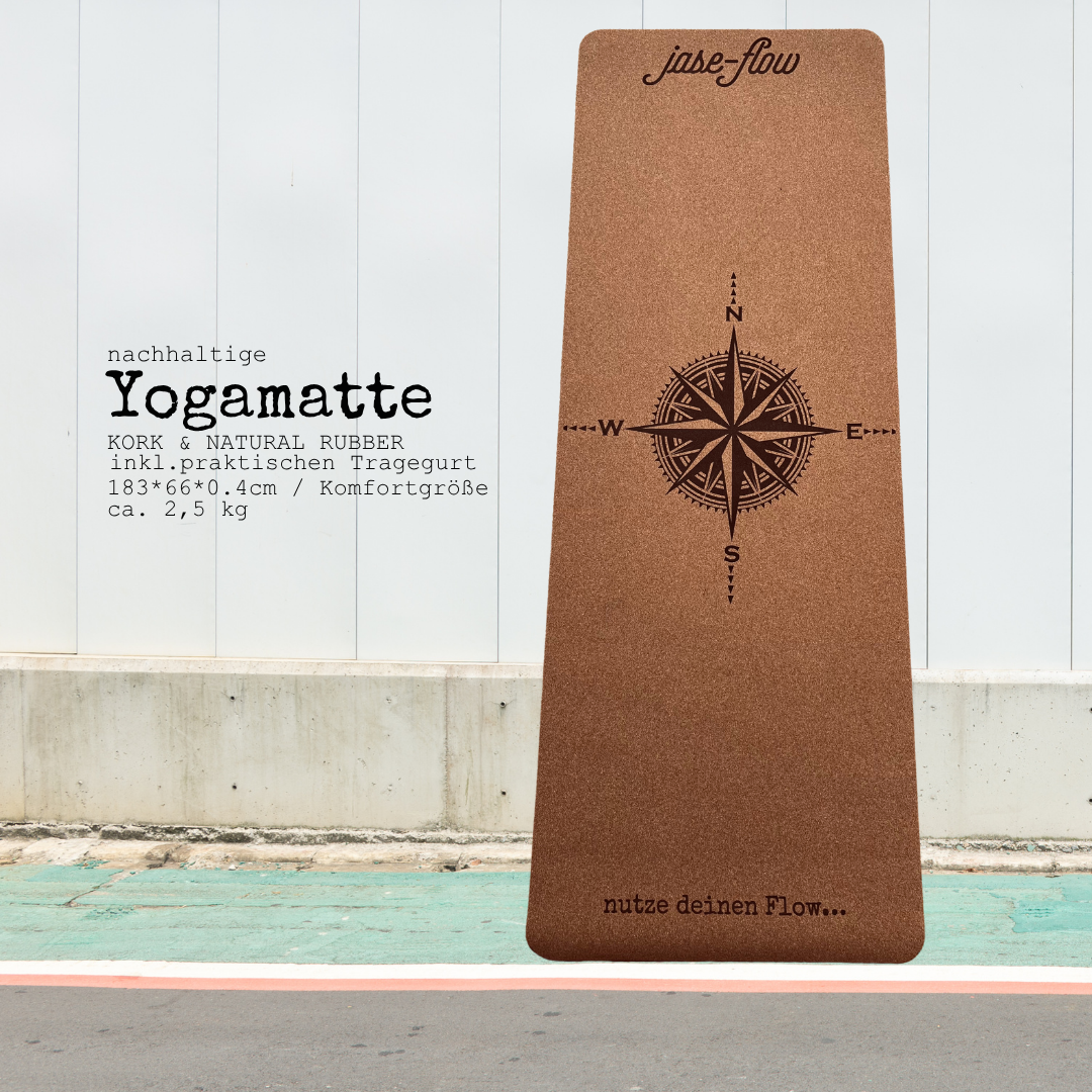 Yogamatte Kork mit Kompass Design inklusive Tragegurt von jase-flow
